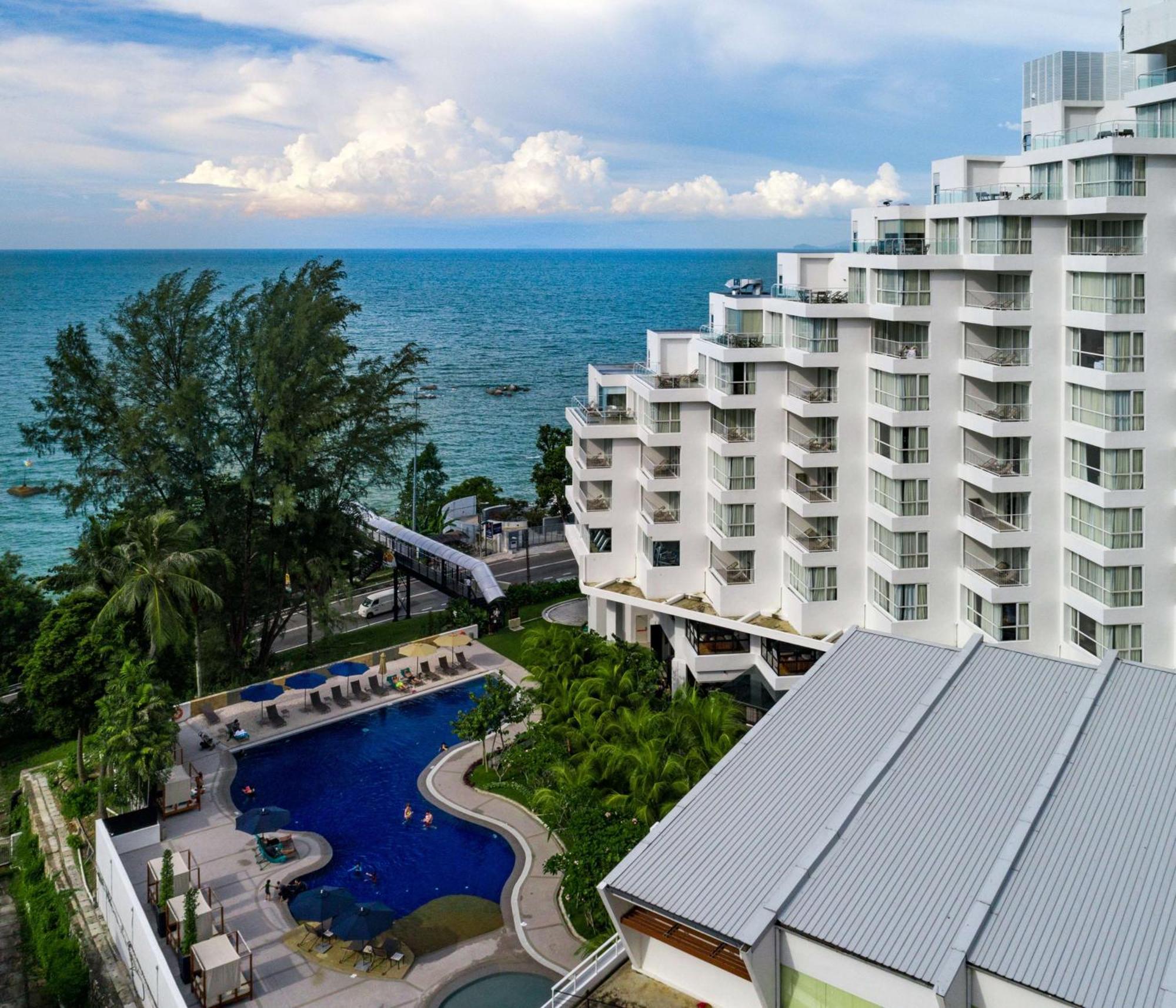 Doubletree Resort By Hilton Hotel Penang Batu Ferringhi Exterior foto